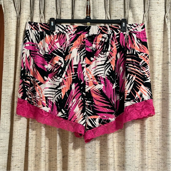 Torrid Sleep Lounge Super Soft Lace Trim Short - 4X - Picture 7 of 8